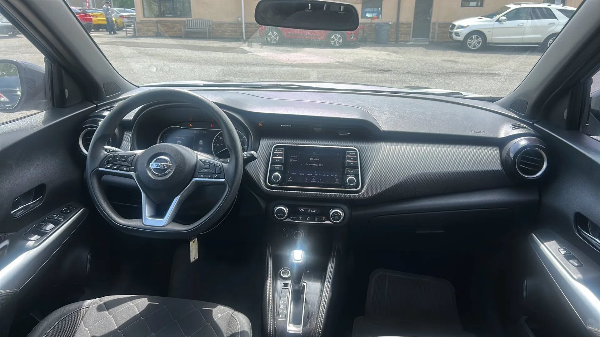 Used 2019 Nissan Kicks SV FWD image 18
