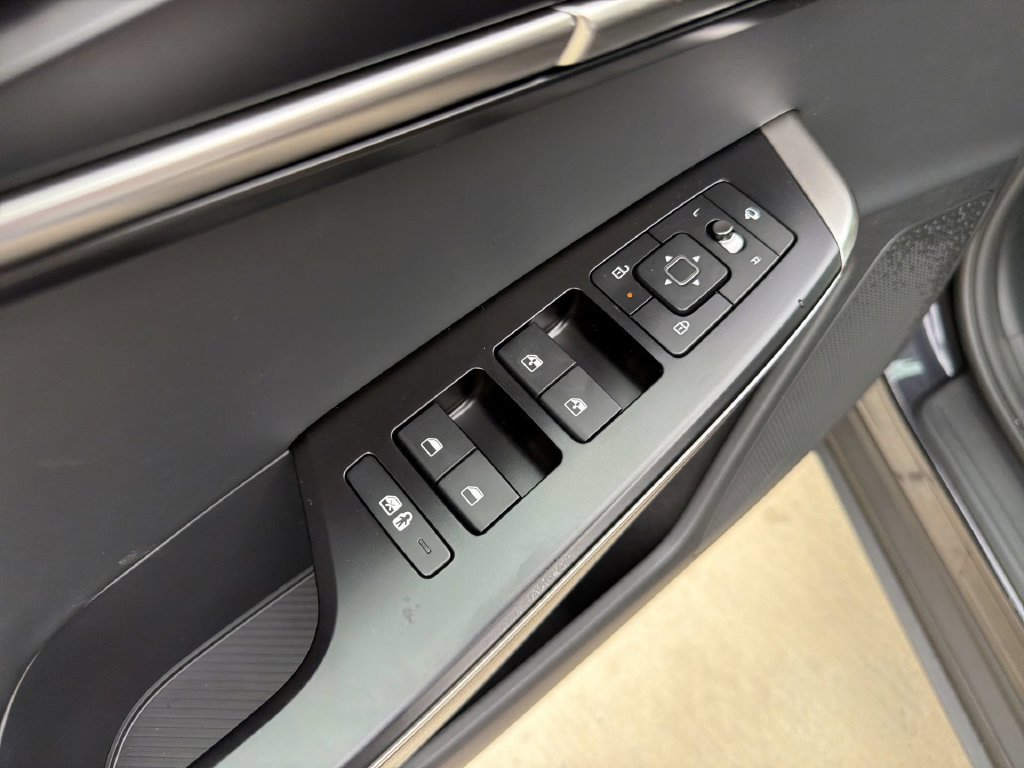 New 2026 Kia EV6 Light RWD image 16