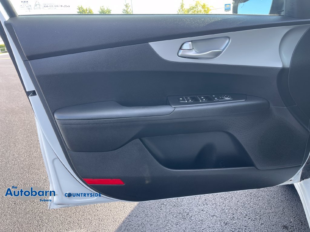 Used 2023 Kia Forte LXS w/ LXS Technology Package FWD image 10
