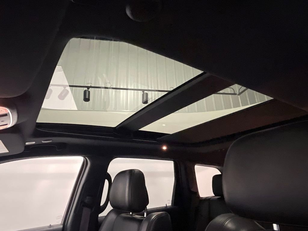 Used 2020 Jeep Grand Cherokee Limited w/ Luxury Group II AWD/4WD image 41