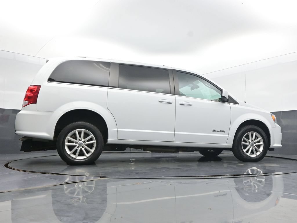 Used 2019 Dodge Grand Caravan SXT FWD image 47