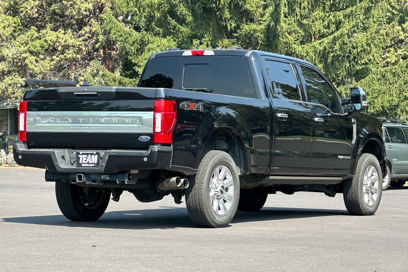 Used 2022 Ford F250 Platinum AWD/4WD image 4