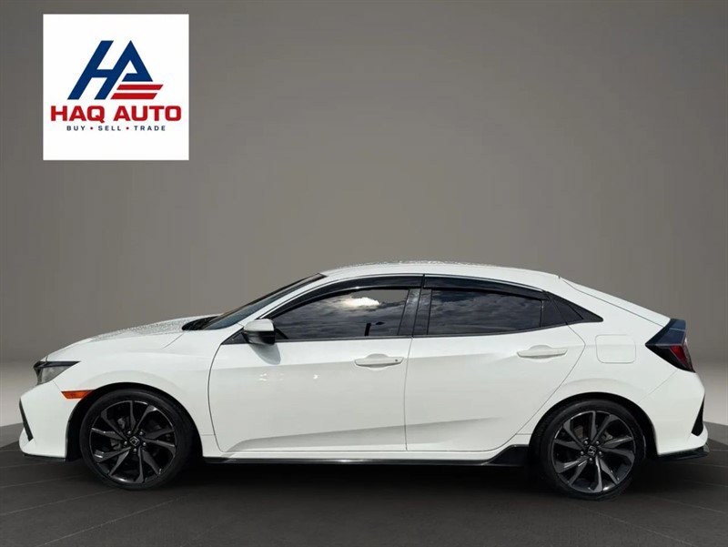Used 2017 Honda Civic Sport image 8