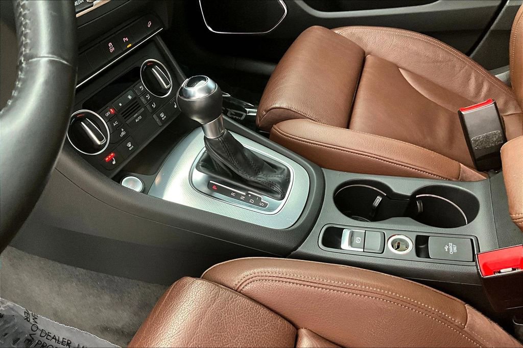 Used 2018 Audi Q3 2.0T Premium Plus w/ Premium Plus Package image 17