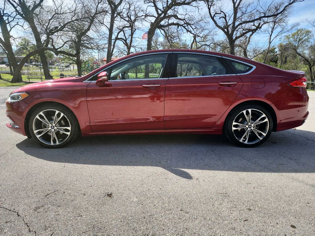 Used 2017 Ford Fusion Titanium image 4