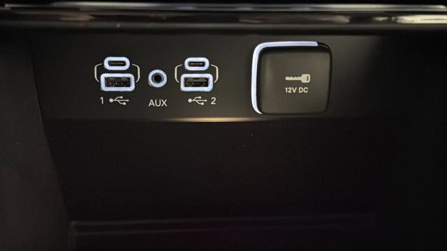 Used 2022 Jeep Grand Cherokee L Limited image 21