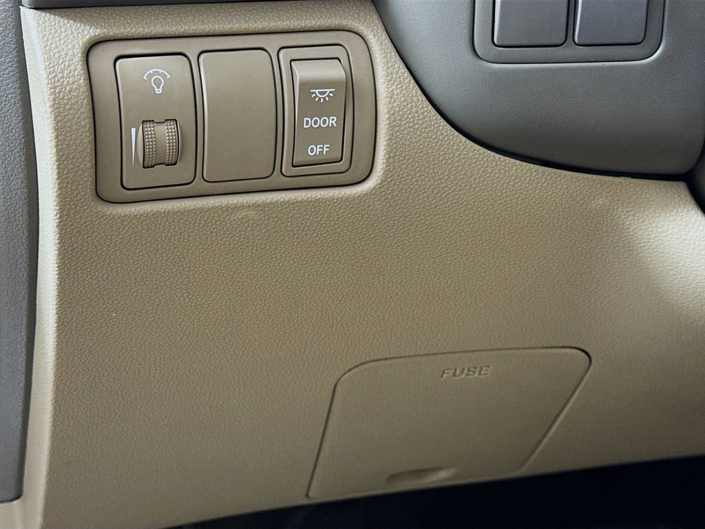 Used 2014 Kia Sedona LX image 12