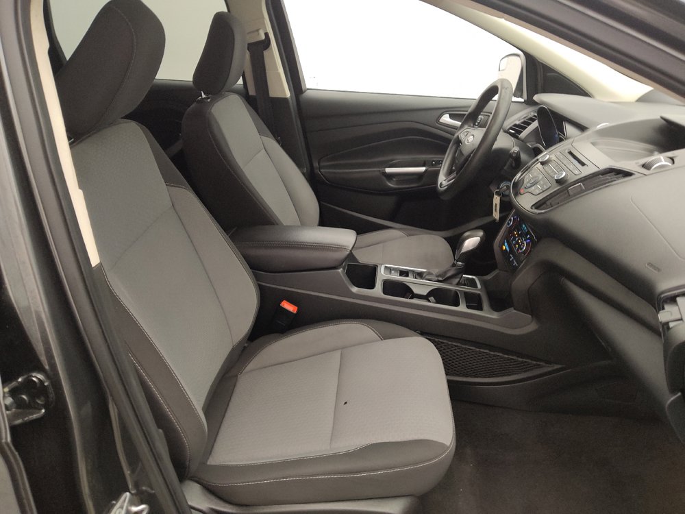 Used 2018 Ford Escape SE FWD image 21