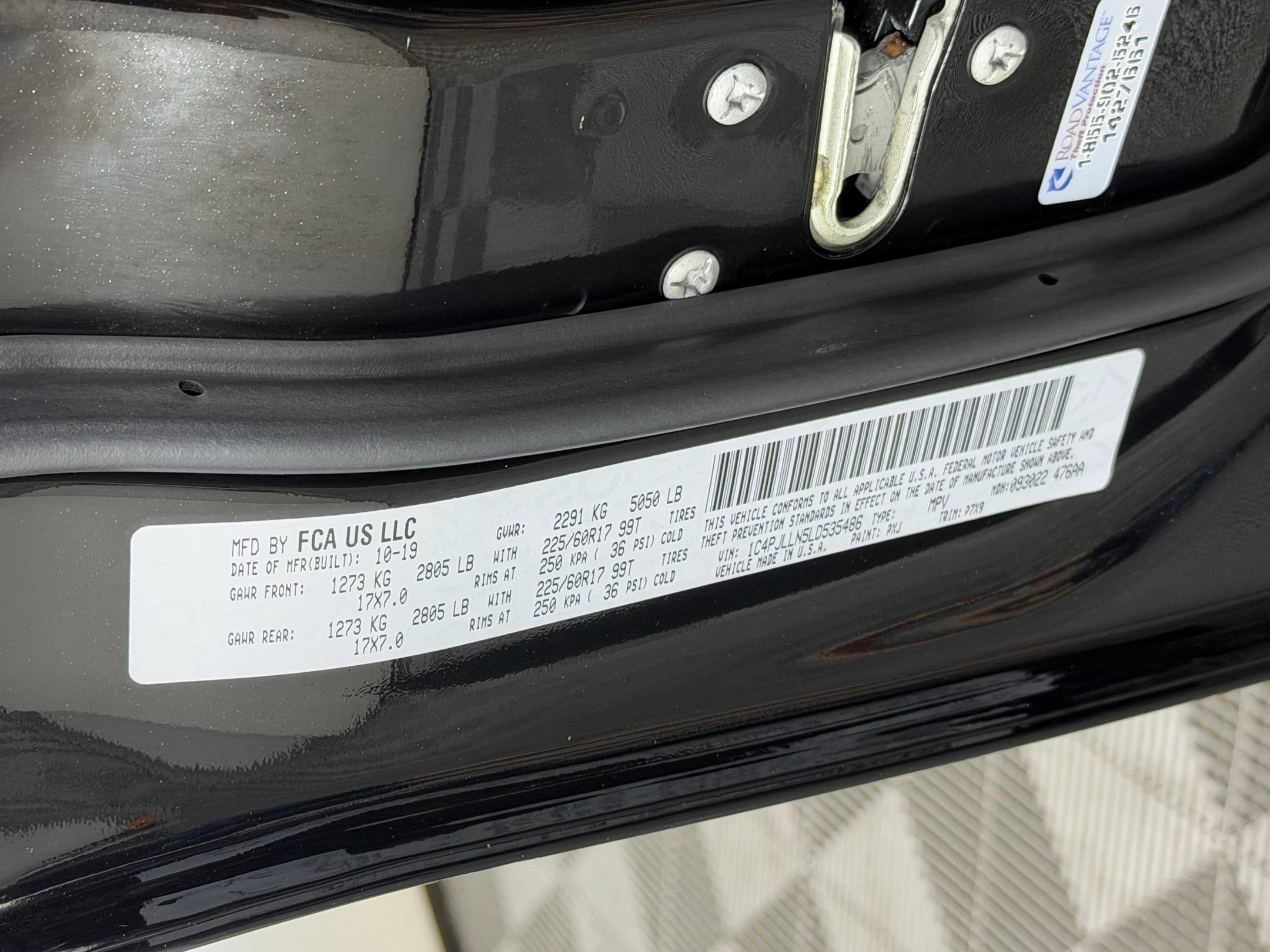 Used 2020 Jeep Cherokee Latitude Plus w/ Comfort/Convenience Group image 21