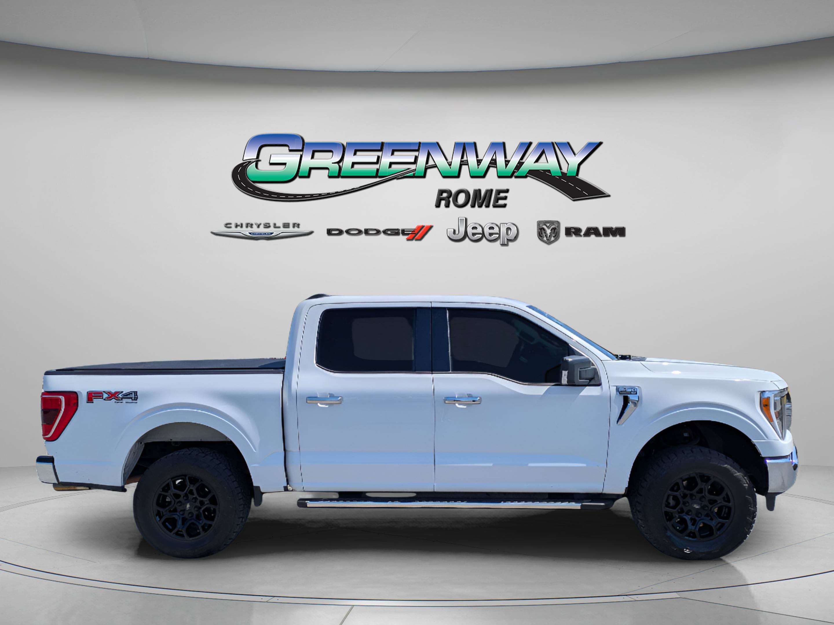 Used 2022 Ford F150 XLT w/ Equipment Group 302A High image 8