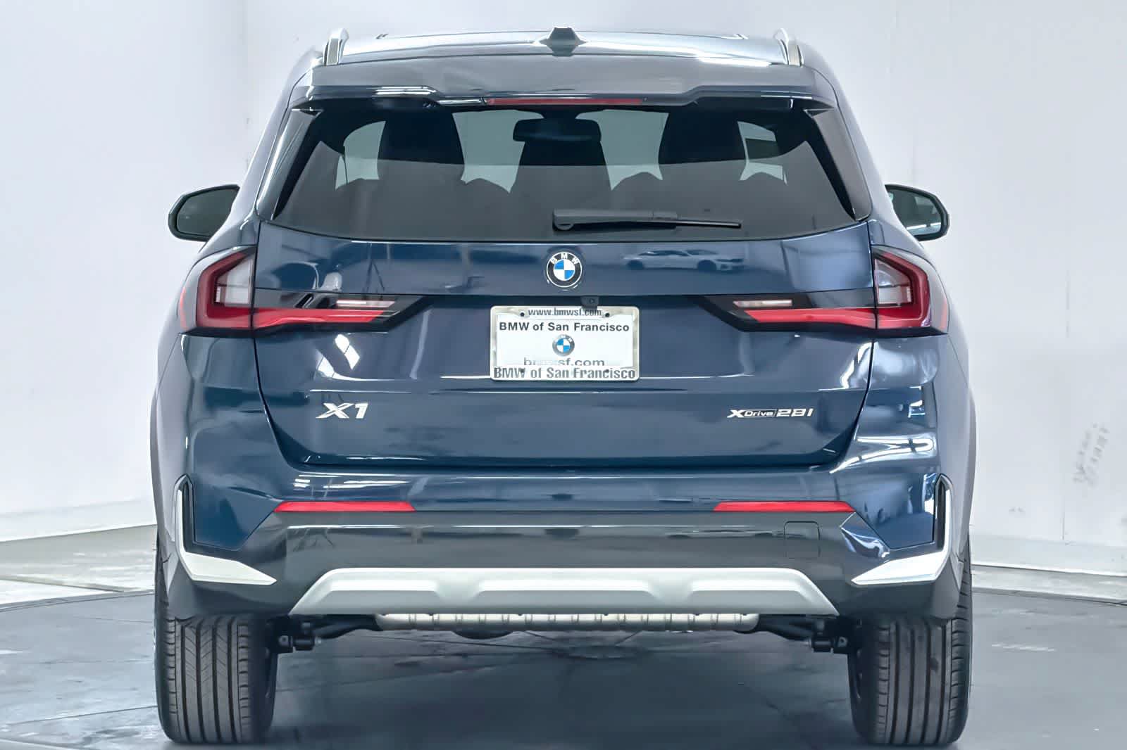 New 2026 BMW X1 xDrive28i w/ Technology Package AWD/4WD image 7