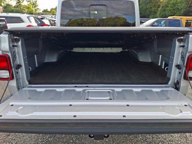 Used 2022 Jeep Gladiator Mojave w/ Cold Weather Group AWD/4WD image 34