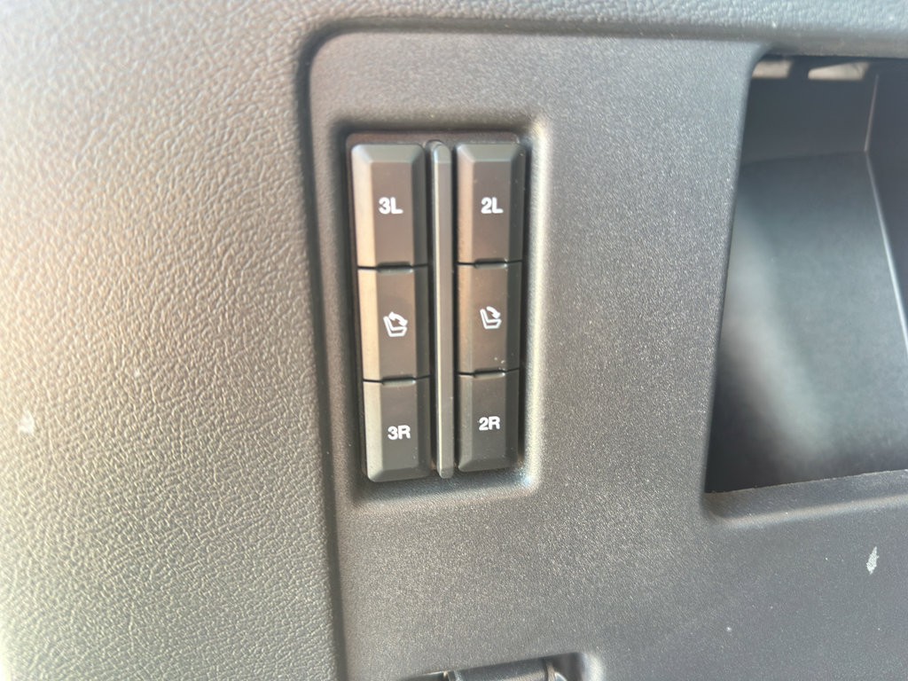 Used 2023 Ford Expedition Max XLT AWD/4WD image 37