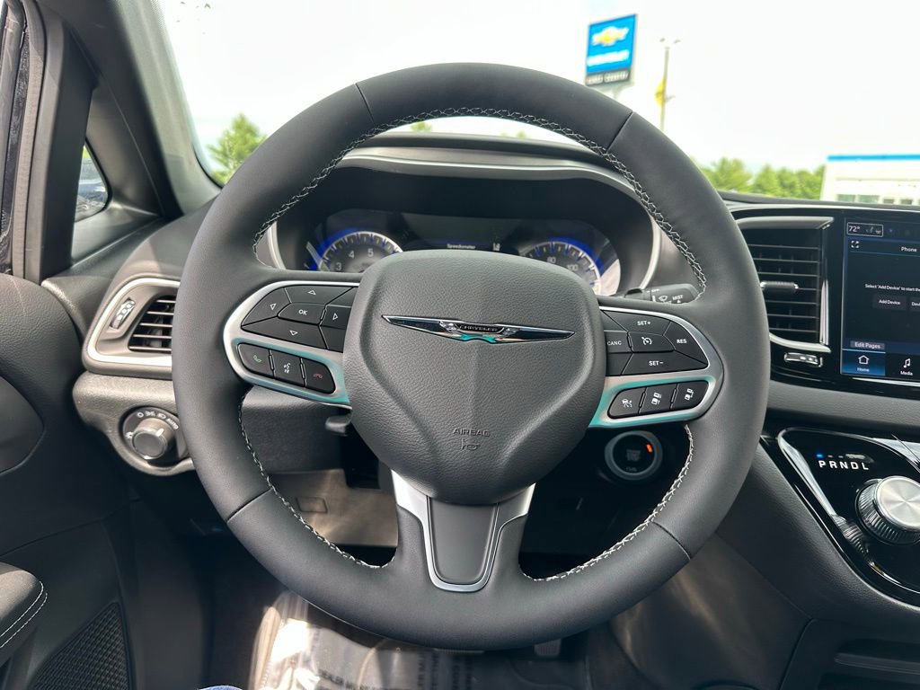 New 2026 Chrysler Voyager LX image 26