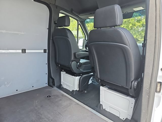 Used 2025 Mercedes-Benz Sprinter 2500 image 11
