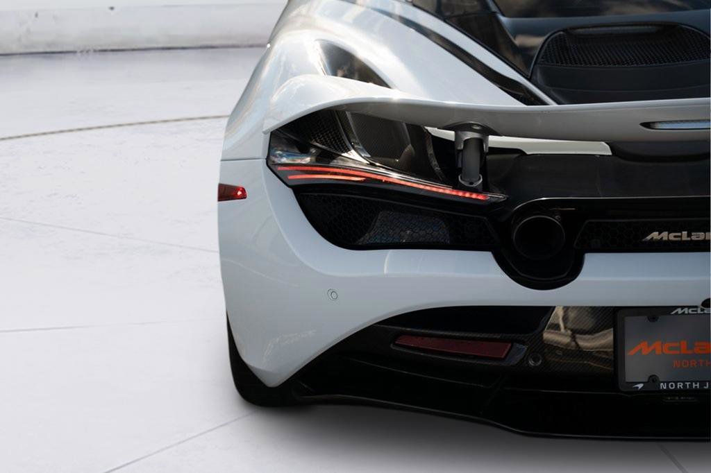 Used 2018 McLaren 720S image 28