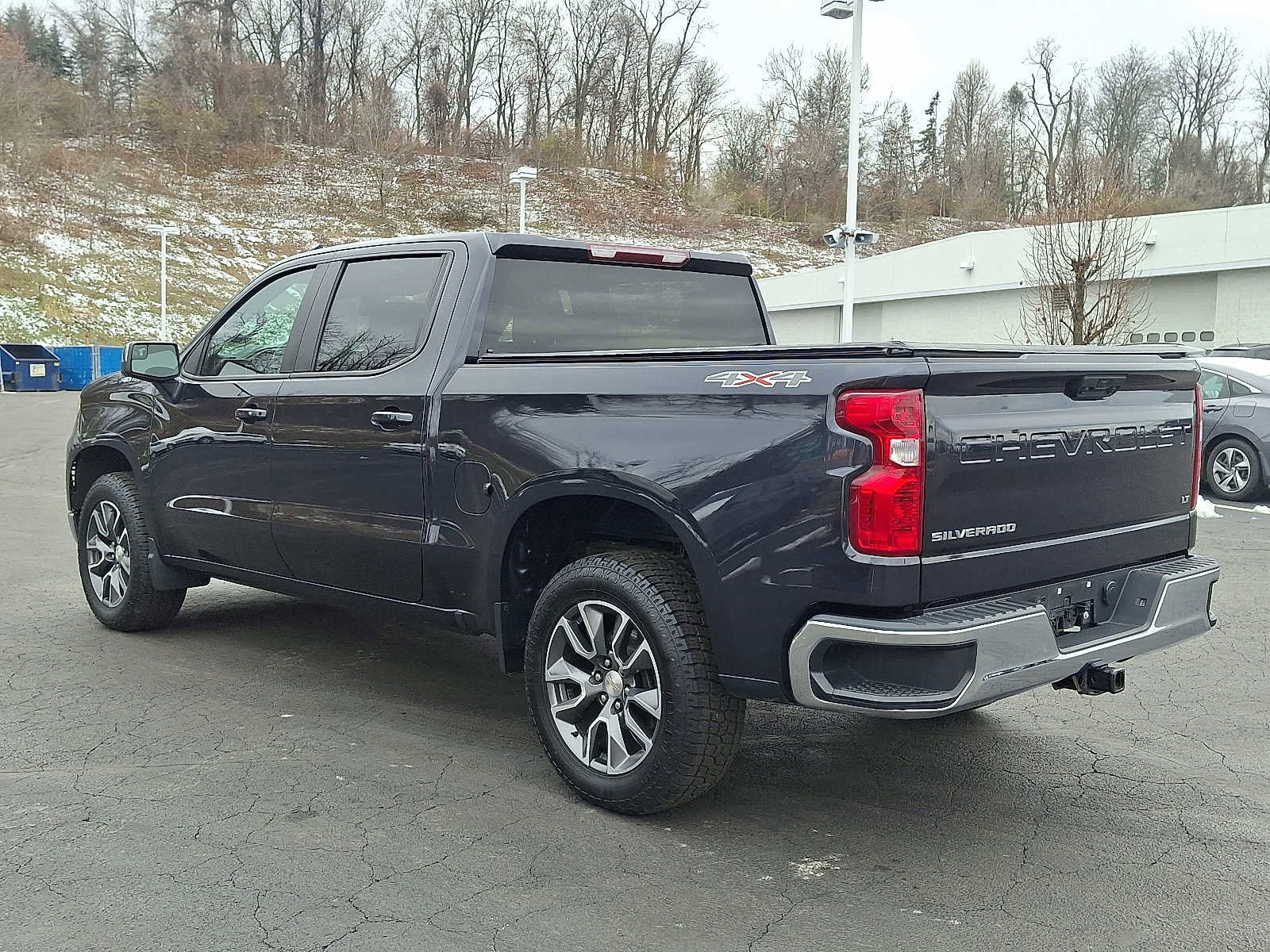 Used 2022 Chevrolet Silverado 1500 LT image 5