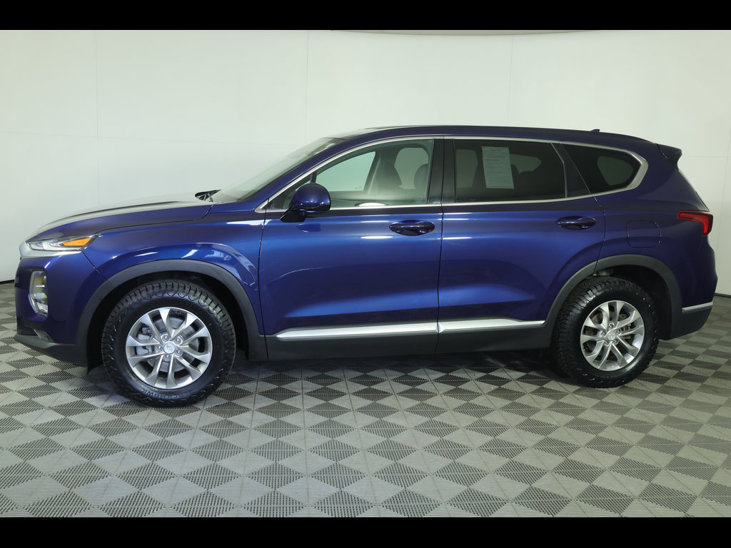 Used 2020 Hyundai Santa Fe SEL w/ Cargo Package FWD image 16