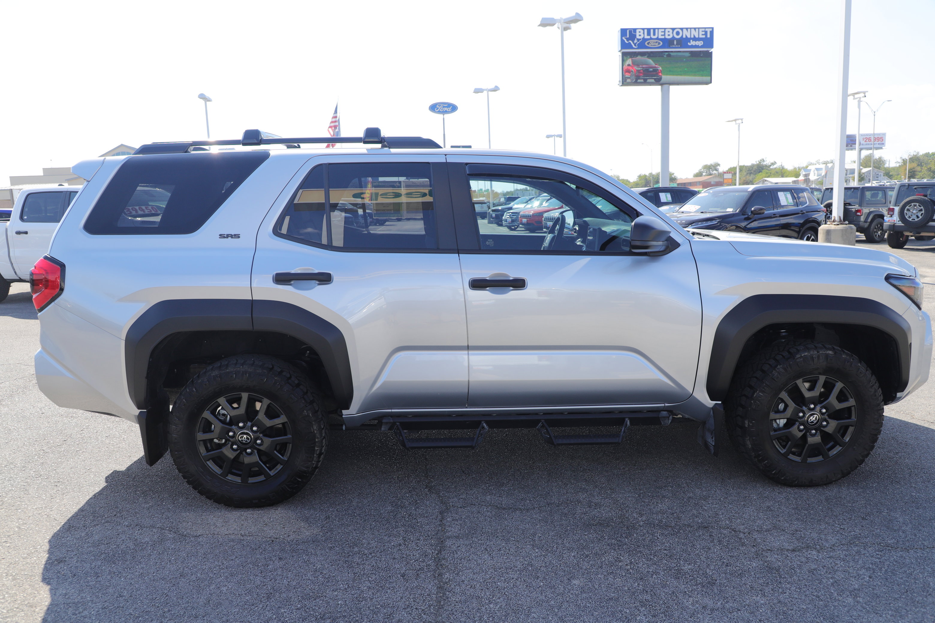 Used 2025 Toyota 4Runner SR5 image 5