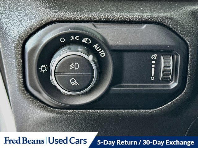 Used 2023 Jeep Gladiator Sport AWD/4WD image 15