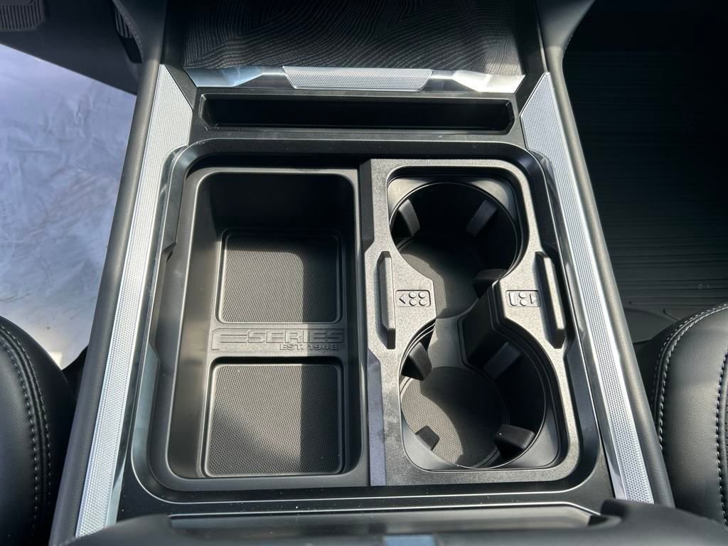 New 2025 Ford F250 Platinum w/ FX4 Off-Road Package image 19