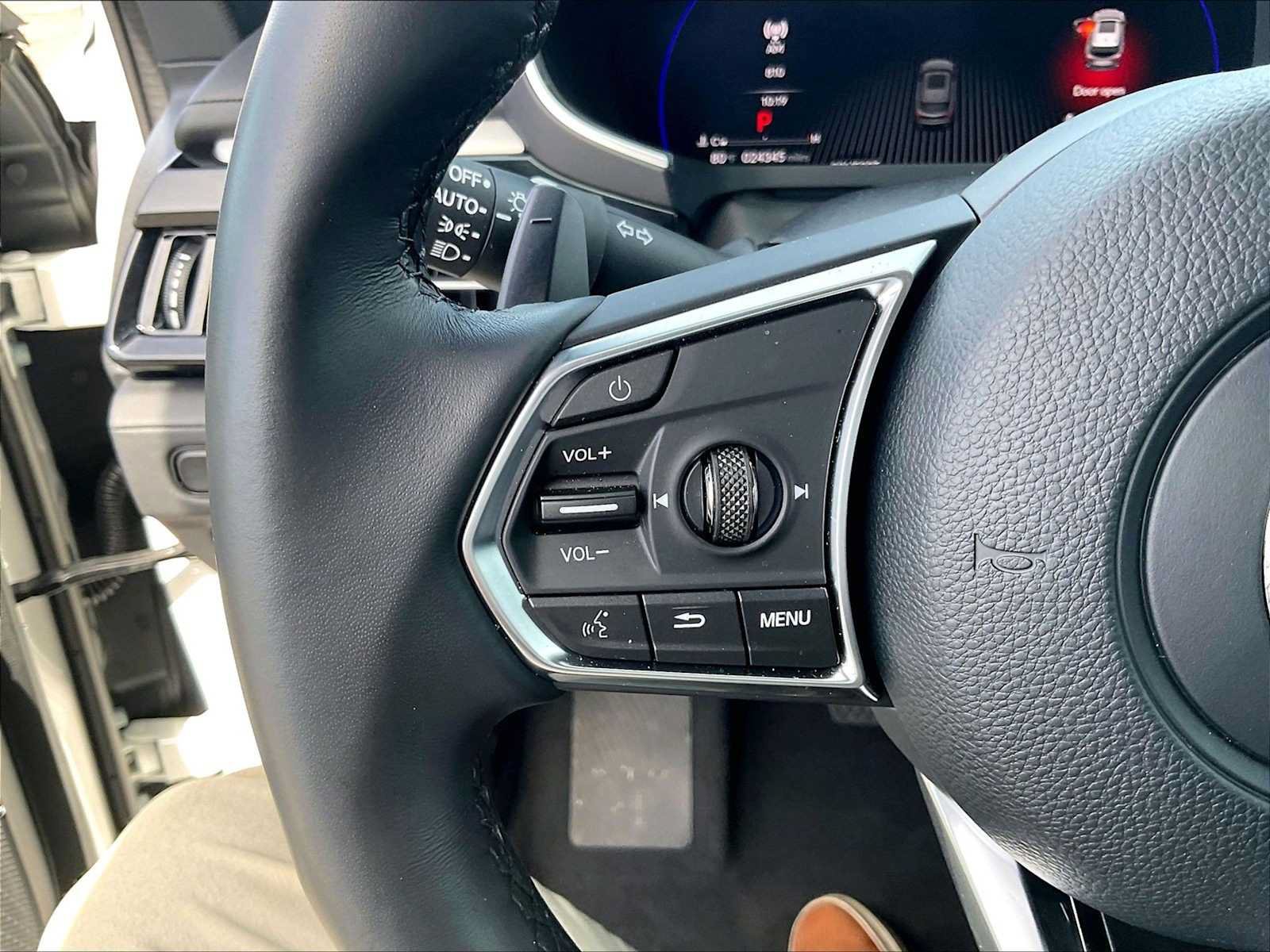 Used 2025 Acura MDX w/ Technology Package FWD image 20