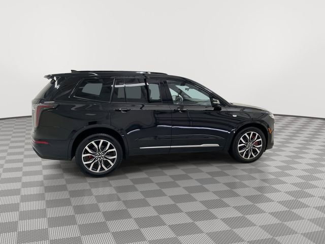Certified 2025 Cadillac XT6 Sport w/ Platinum Package image 11