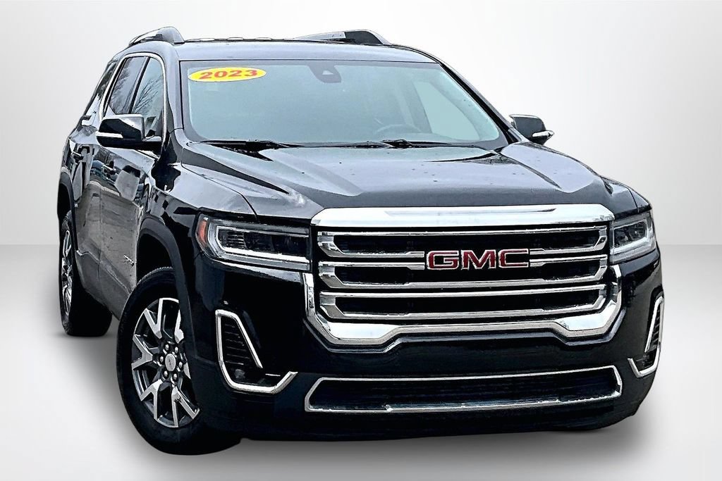 Used 2023 GMC Acadia SLT AWD/4WD image 3