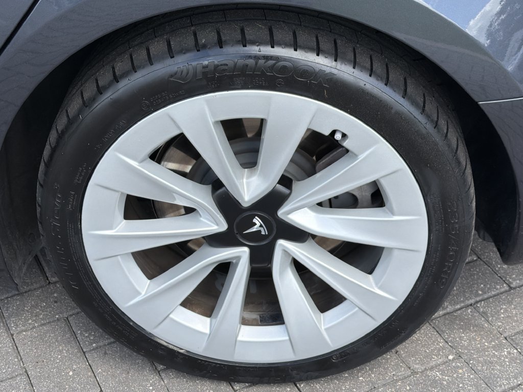 Used 2023 Tesla Model 3 Long Range AWD/4WD image 33