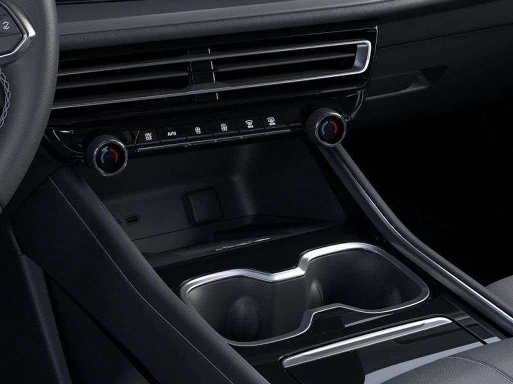 New 2026 Chevrolet Traverse LT w/ Driver Confidence Package image 23