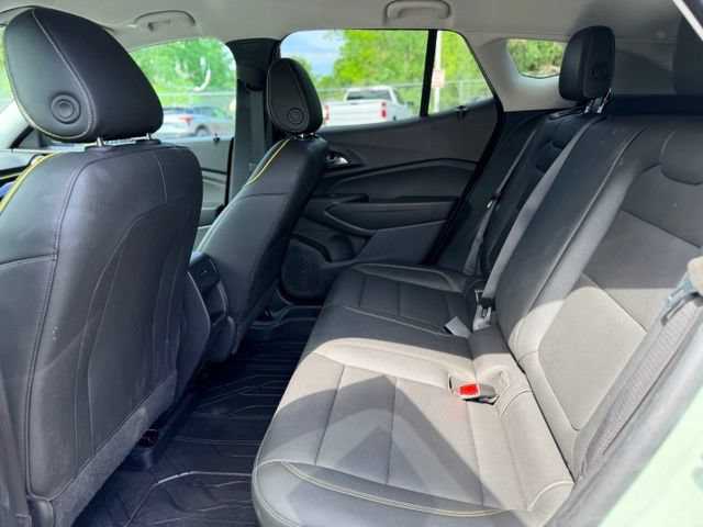 Used 2025 Chevrolet Trax ACTIV w/ Driver Confidence Package FWD image 25