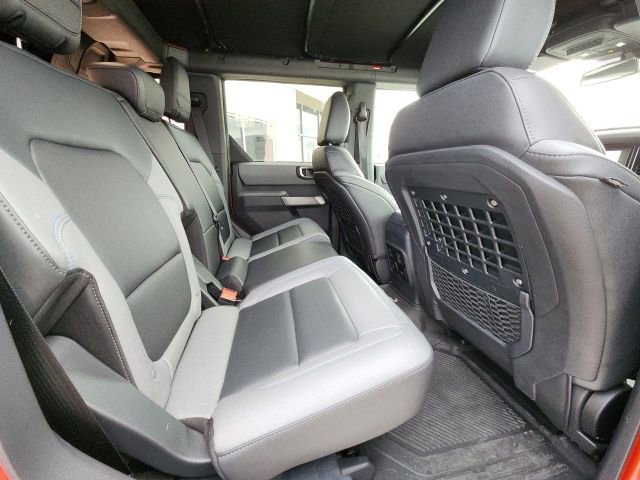 Used 2022 Ford Bronco Black Diamond image 8