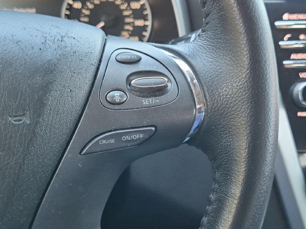 Used 2022 Nissan Murano SV FWD image 15