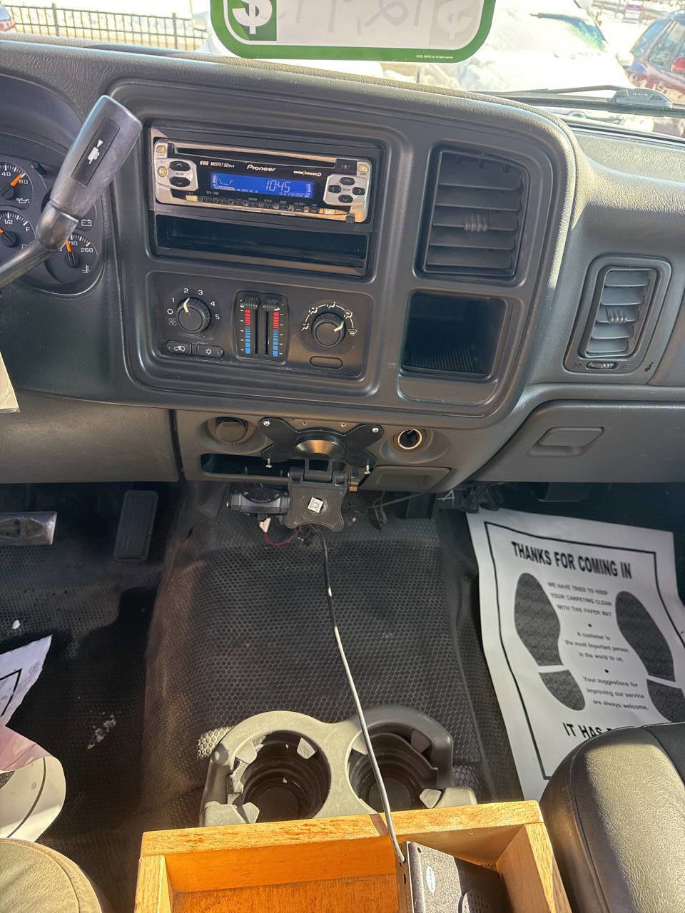 Used 2003 Chevrolet Silverado 2500 2WD Crew Cab image 10