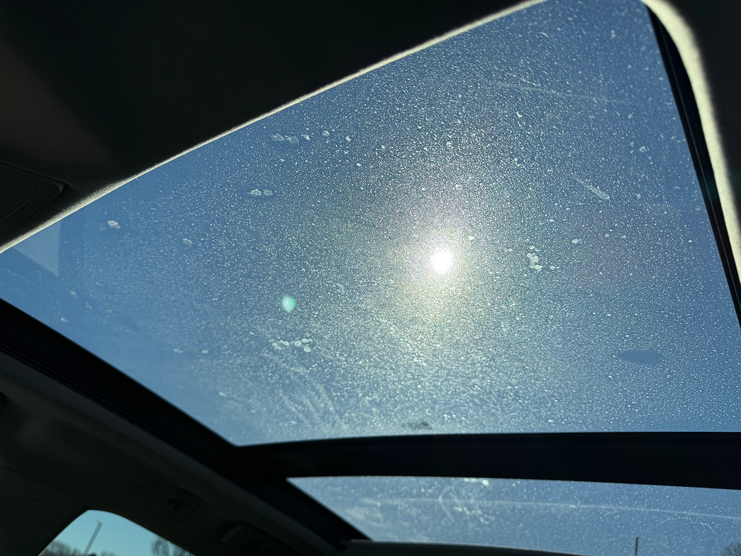 Used 2015 Cadillac SRX Luxury w/ Driver Awareness Package image 17