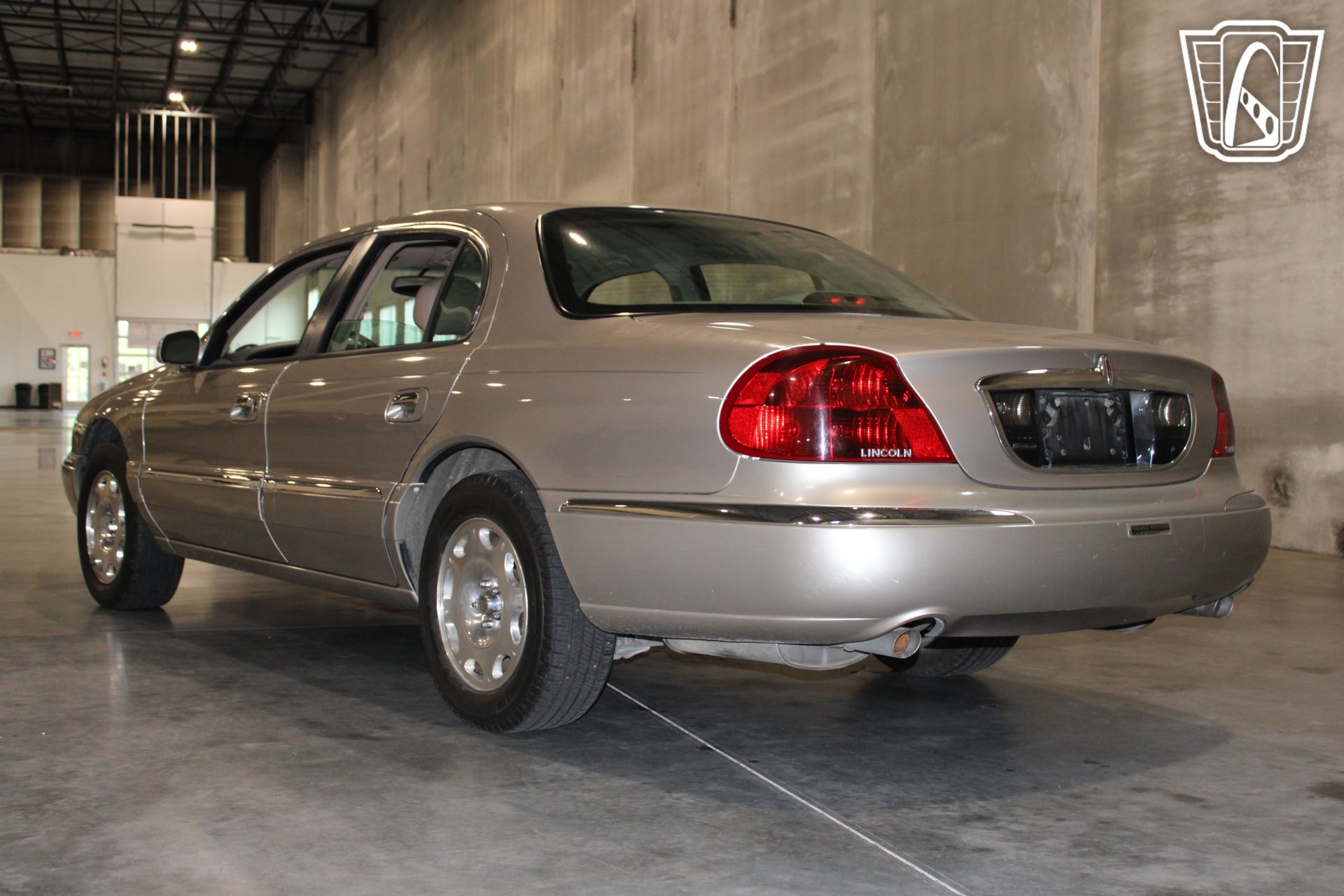 Used 1999 Lincoln Continental FWD image 19
