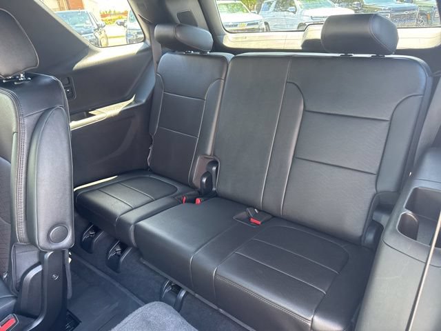 Used 2024 Chevrolet Traverse High Country w/ LPO, Floor Liner Package AWD/4WD image 19