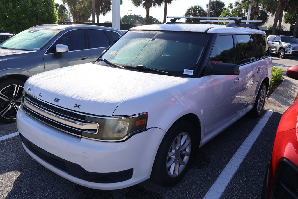 Used 2014 Ford Flex SE FWD image 2