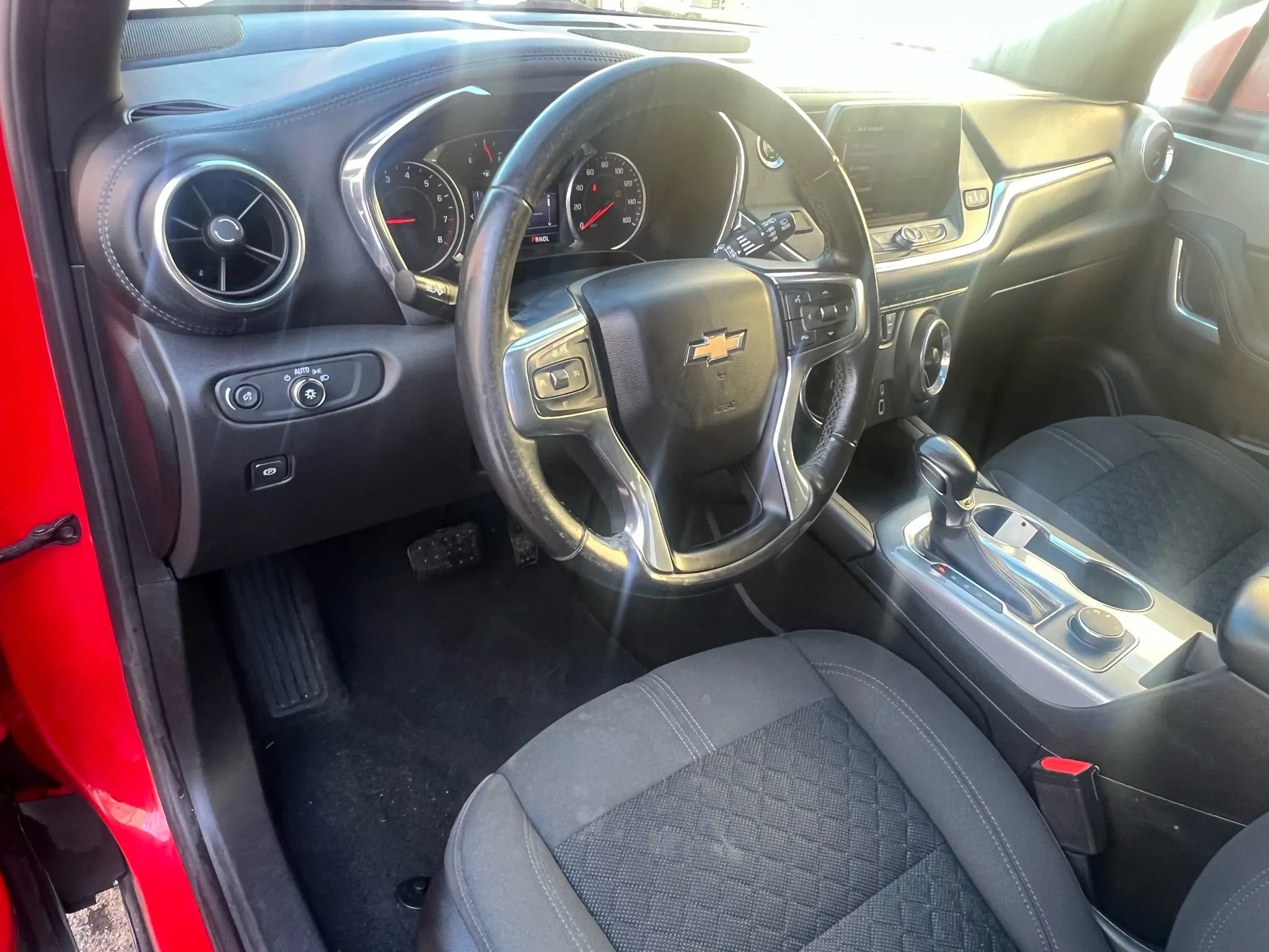 Used 2019 Chevrolet Blazer LT AWD/4WD image 24