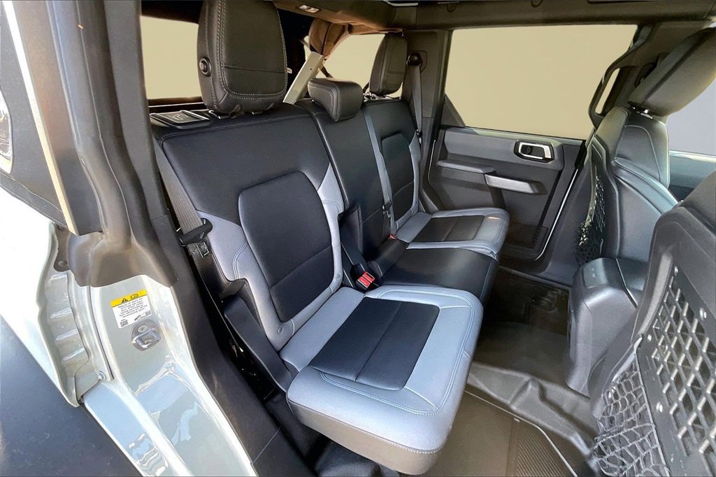 Used 2022 Ford Bronco Black Diamond w/ Sasquatch Package image 26