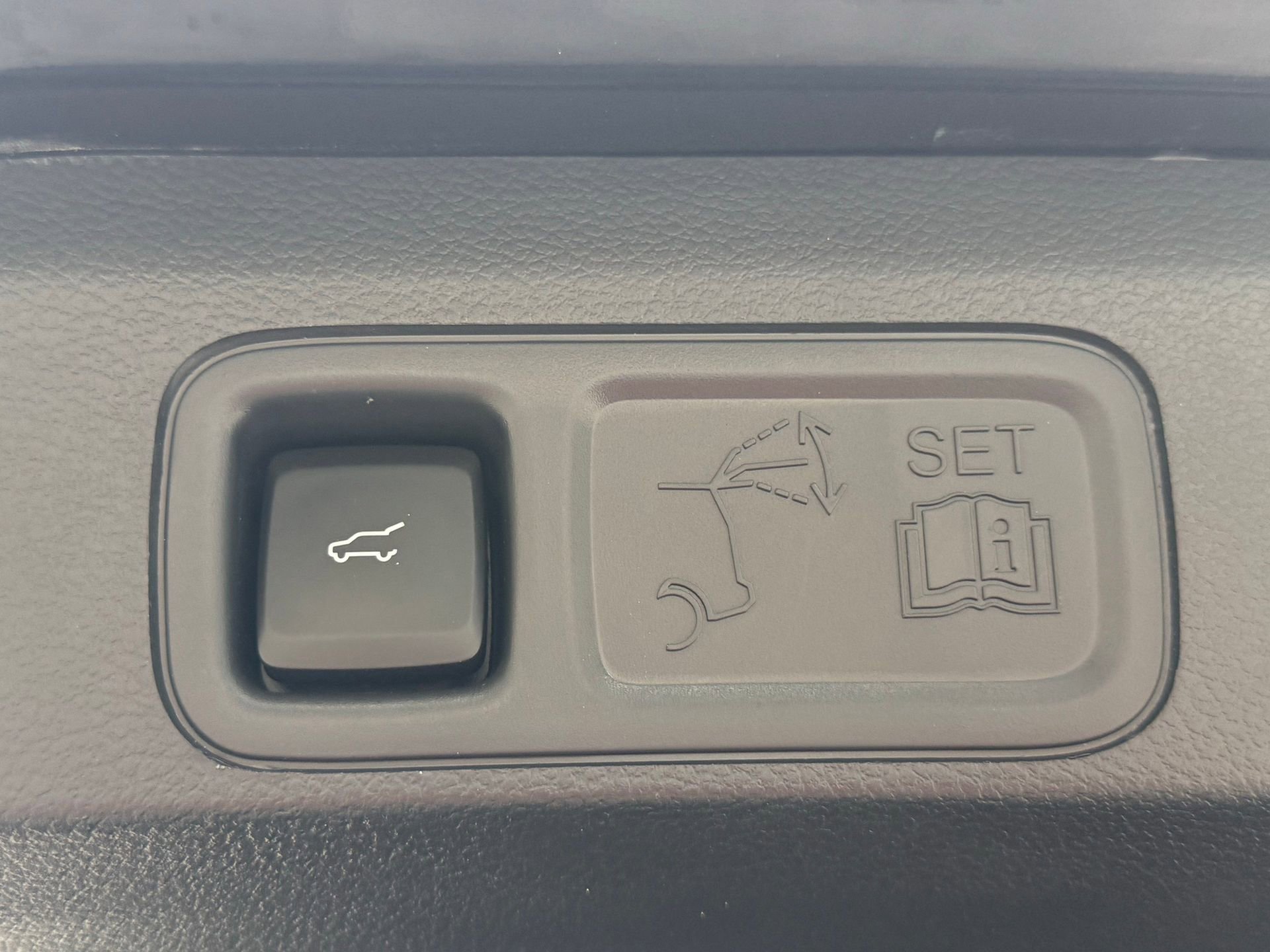 Used 2024 Lincoln Navigator Reserve image 22