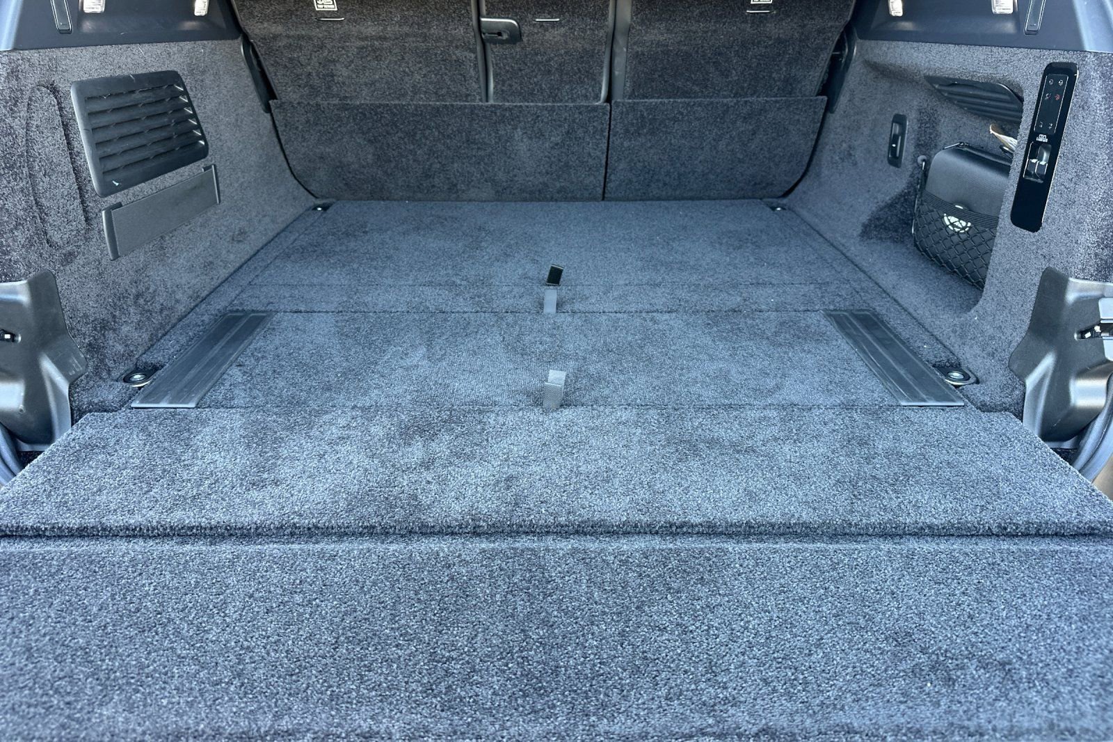 Used 2024 Land Rover Range Rover Autobiography AWD/4WD image 19
