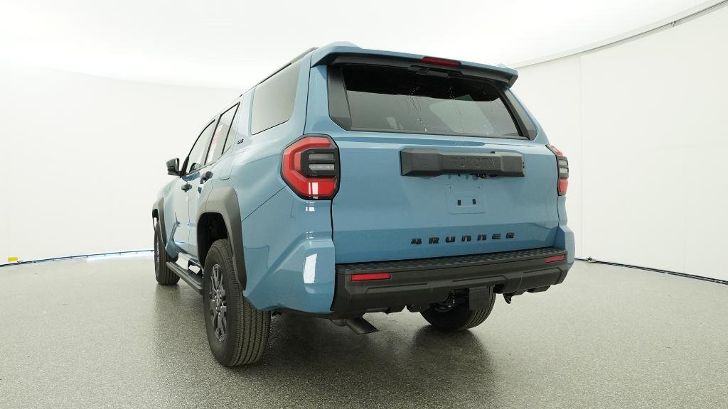 New 2025 Toyota 4Runner SR5 image 25