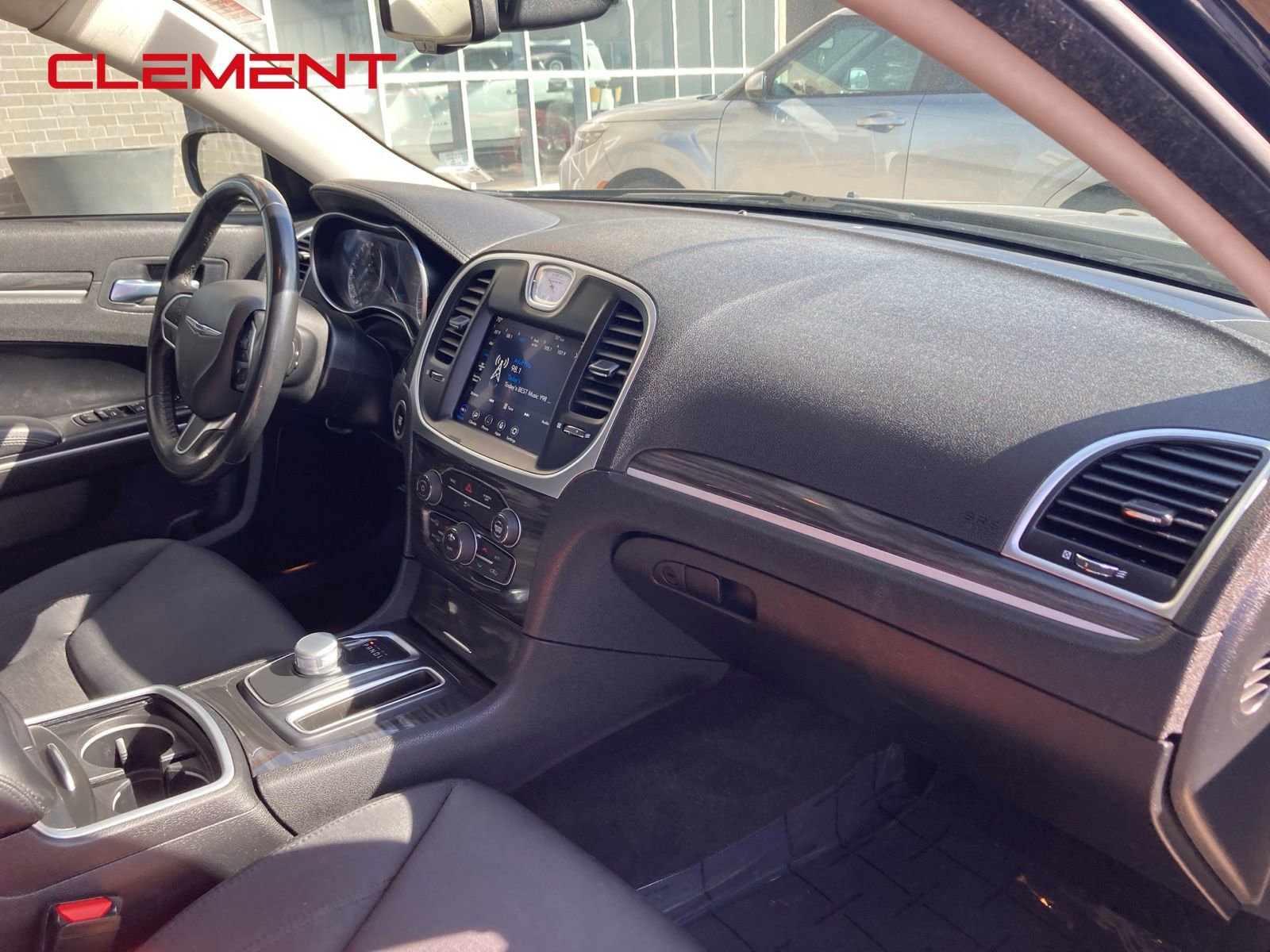 Used 2021 Chrysler 300 Touring image 55