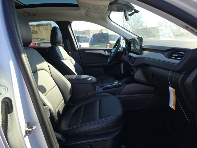 New 2026 Ford Escape Platinum image 18