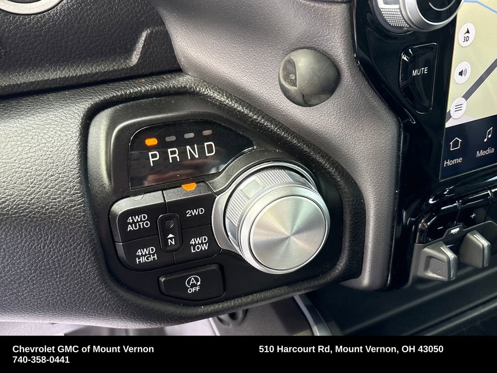Used 2024 RAM 1500 Laramie AWD/4WD image 29