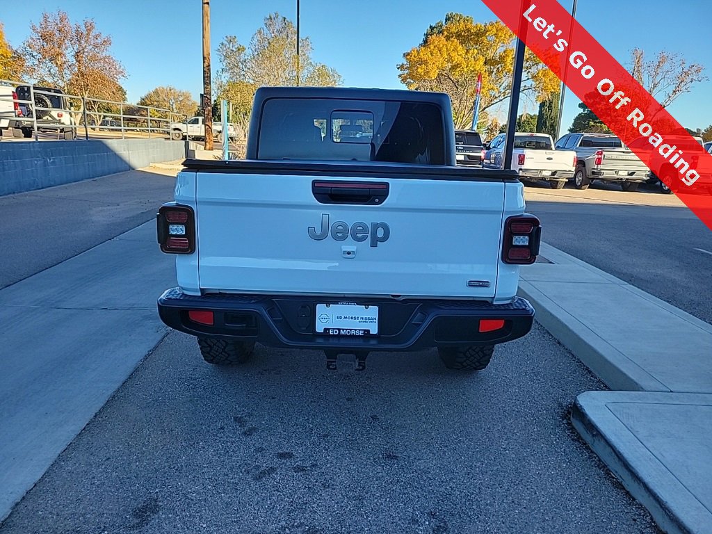 Used 2020 Jeep Gladiator Overland image 6