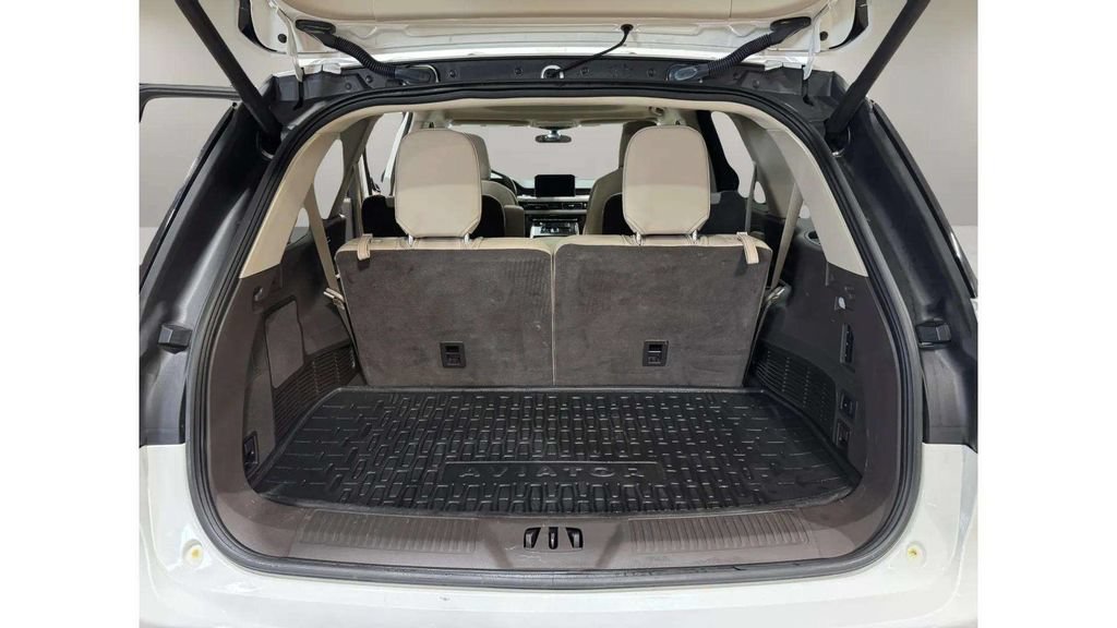 Certified 2023 Lincoln Aviator Reserve w/ Elements Package Plus AWD/4WD image 30