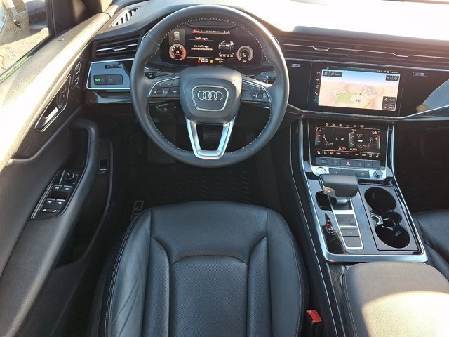 Used 2019 Audi Q8 Premium Plus w/ Premium Plus AWD/4WD image 14