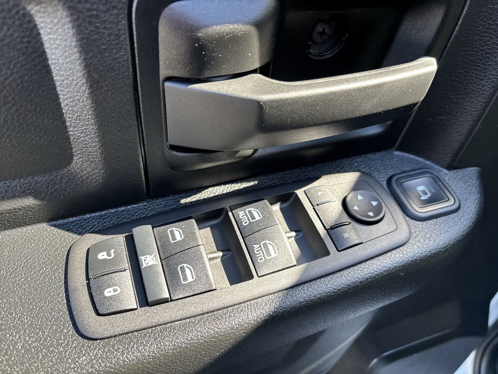 Certified 2024 RAM 3500 Tradesman AWD/4WD image 9